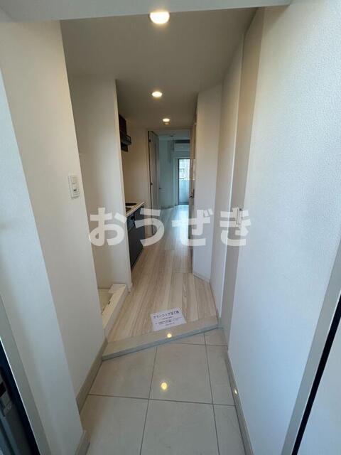 玄関　※同仕様参考写真