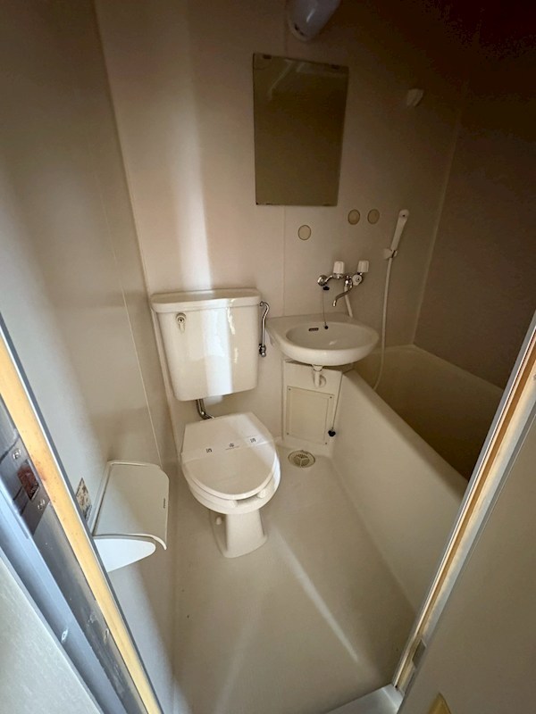 バス・シャワールーム　別室参照