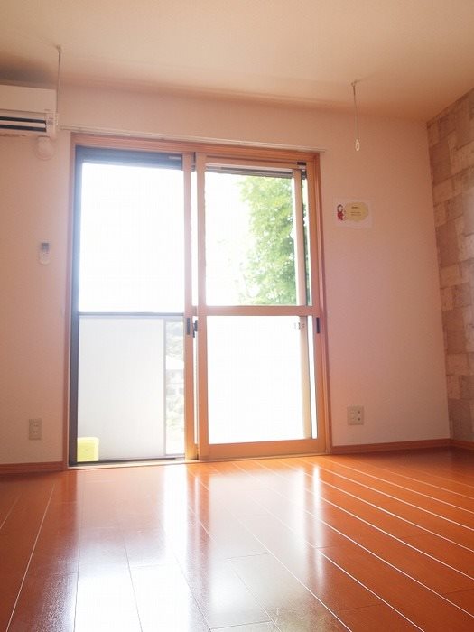 居室・リビング　同等タイプのイメージ画像です。