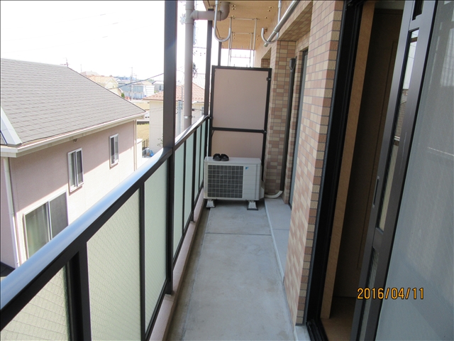 バルコニー　陽当たり良好なバルコニーです