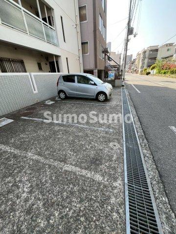 駐車場　駐車スペースもあります