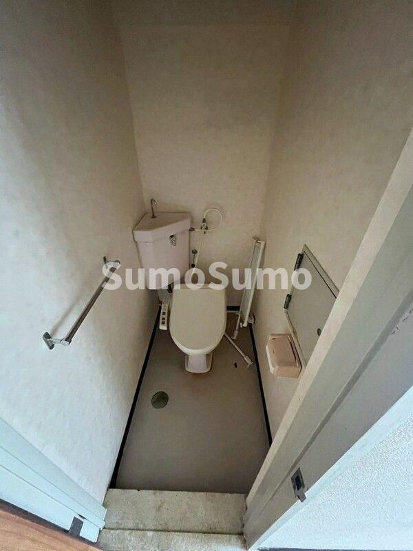 トイレ　シンプルで使いやすいトイレです