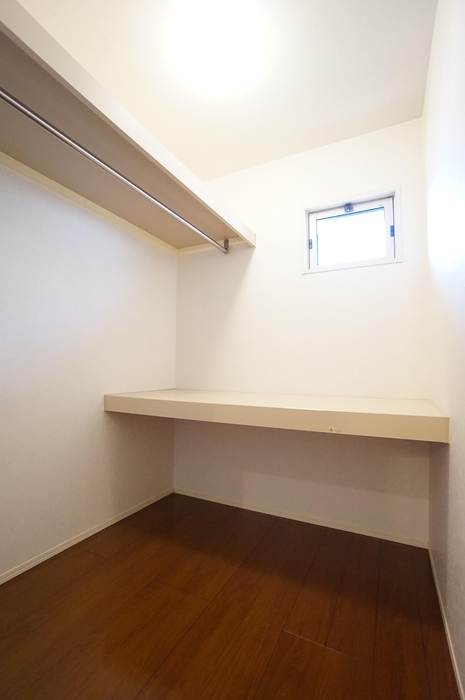 収納　ウォークインクローゼット