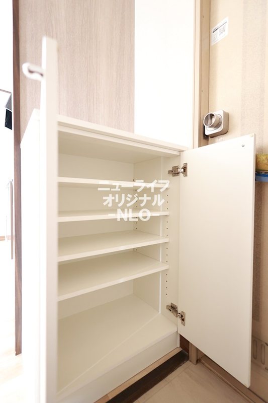 その他設備　可動式棚のシューズボックス☆