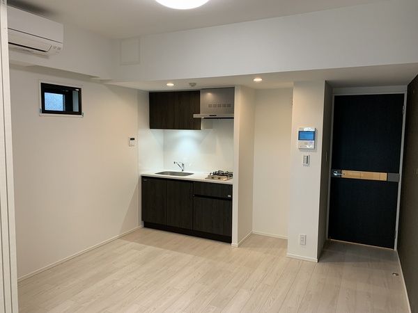 キッチン　（別タイプ参考写真）コンフォリア板橋区役所前　板橋区仲宿