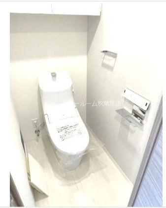 トイレ　別号室参考写真