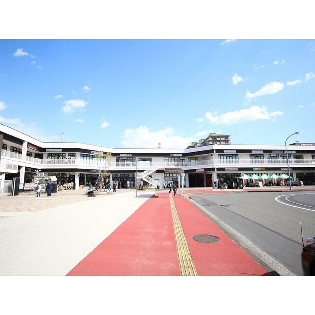 コンビニ　ファミリーマート 相鉄いずみ野駅店（コンビニ）まで447m