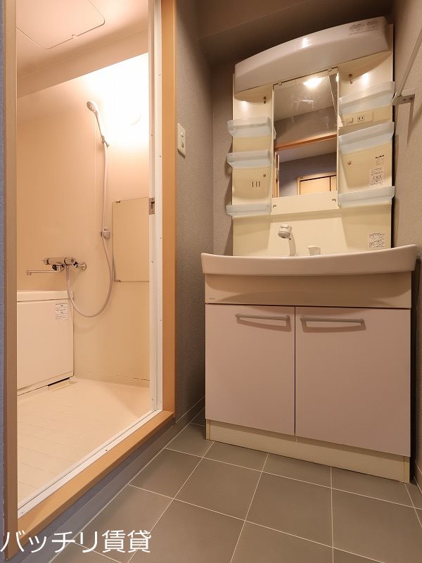 洗面設備　別室写真の為、現状を優先いたします。