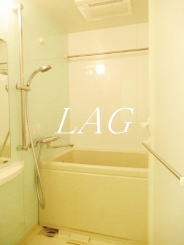 バス・シャワールーム　お風呂です。