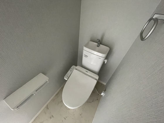 トイレ　※別部屋の写真です