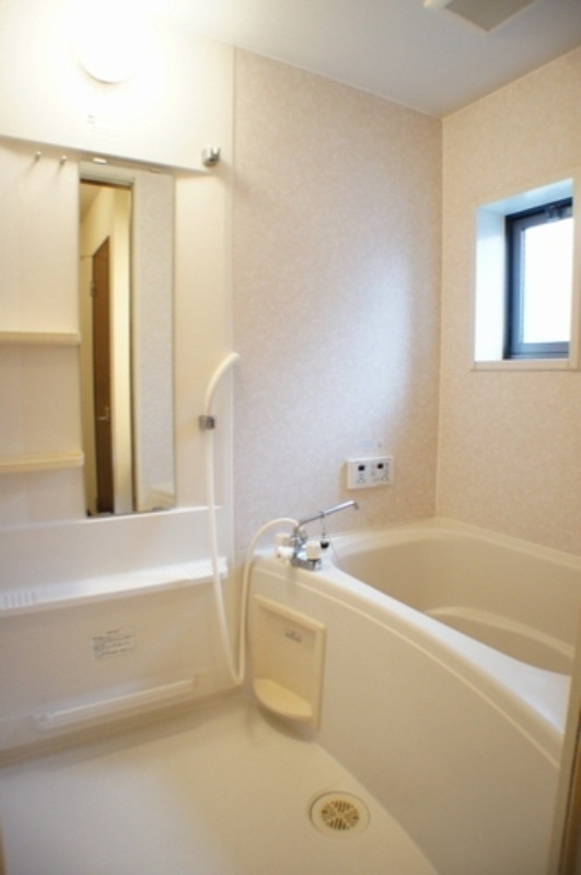 バス・シャワールーム　図面と現状に相違がある場合には現状を優先