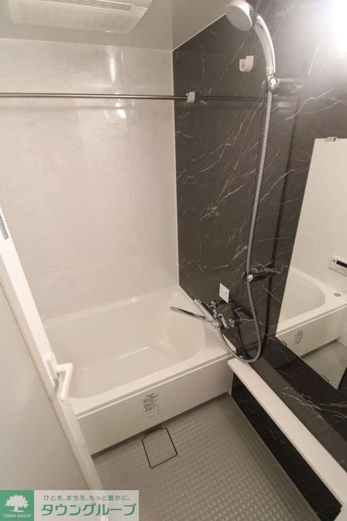 バス・シャワールーム　バス