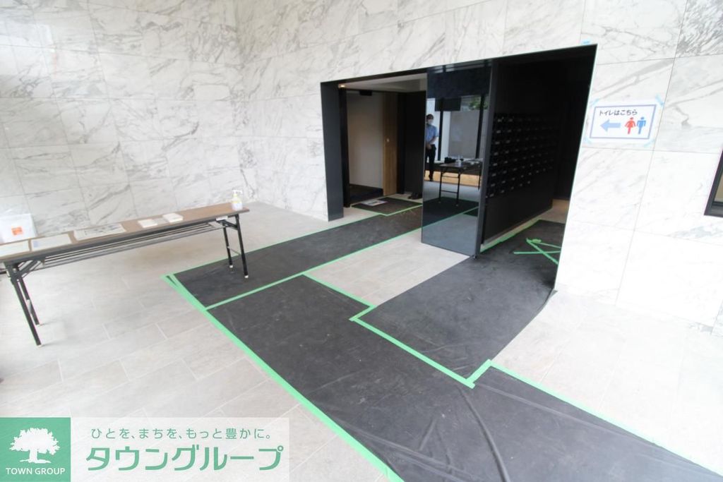 ロビー　バルコニー