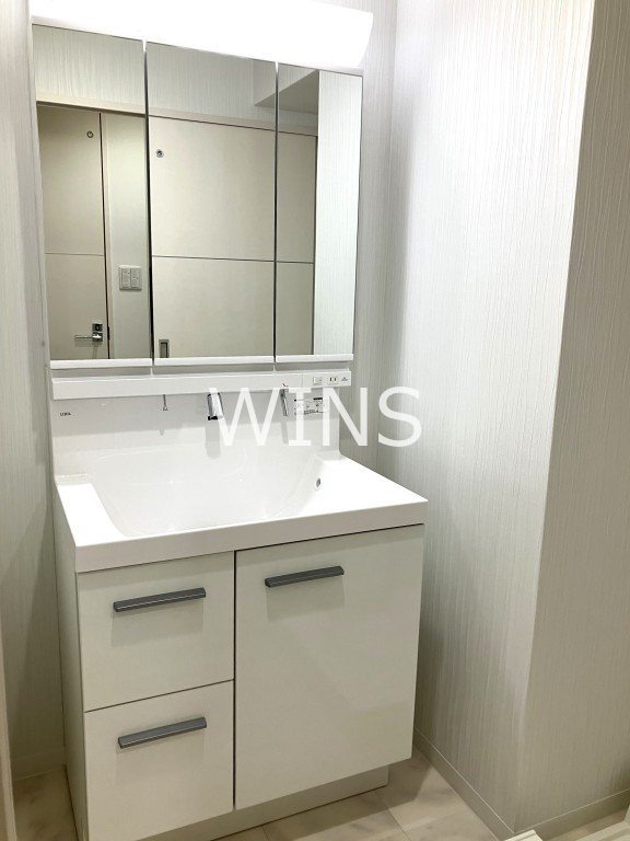 洗面設備　※別部屋参考写真です。