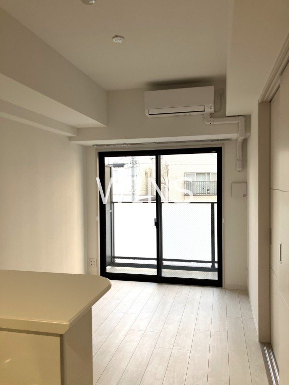 居室・リビング　※別部屋参考写真です。