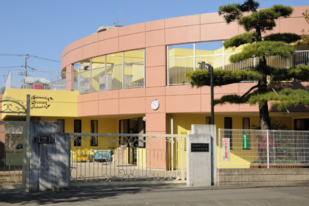 幼稚園・保育園　まつの木保育園（幼稚園・保育園）まで60m