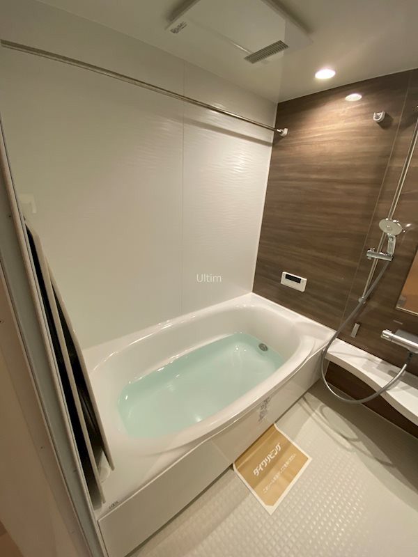 バス・シャワールーム　※別のお部屋のお写真です。御参考までに。