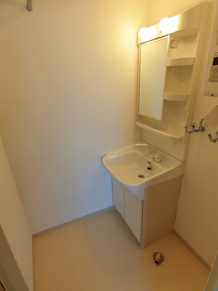 洗面設備　シャンプードレッサー付きです♪