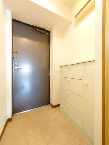 玄関　ローズガーデン