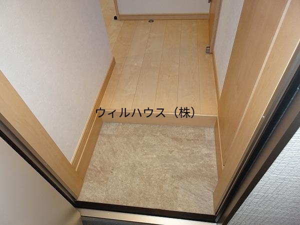 玄関　シューズボックスあり！