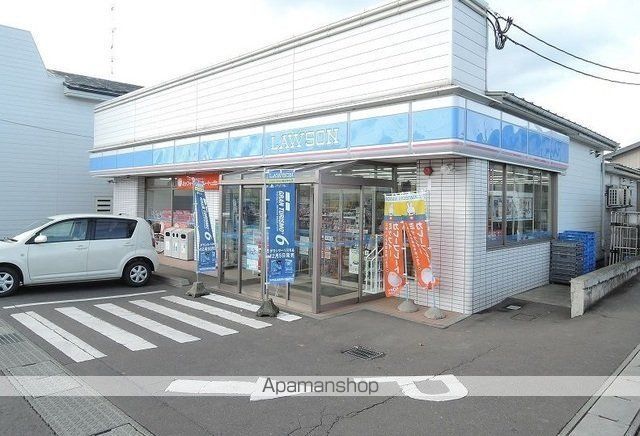 コンビニ　ローソン八戸白銀五丁目店（コンビニ）まで800m