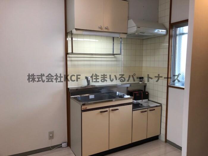 キッチン　コンパクトなキッチンで掃除もラクラク