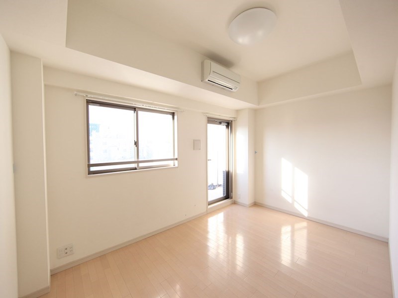 居室・リビング　洋室8.5帖　エアコン完備