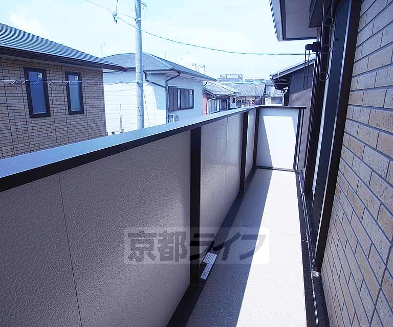 バルコニー　明るいバルコニです