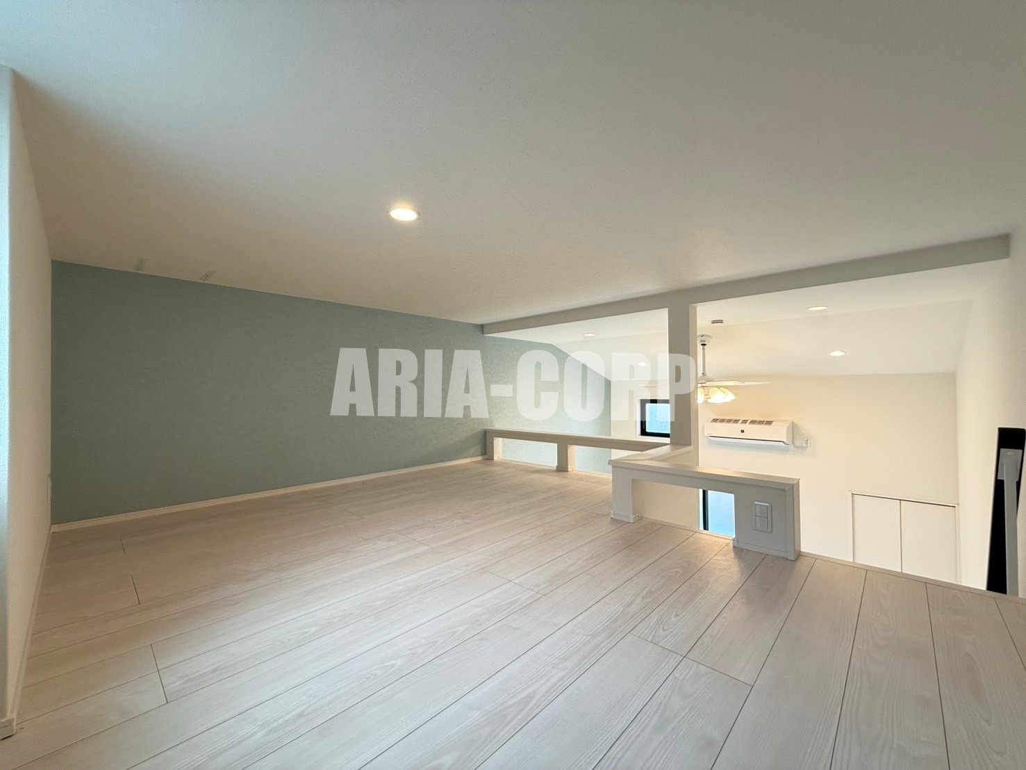 その他部屋・スペース　寝室やお荷物置きにも利用可能な大型ロフトスペース