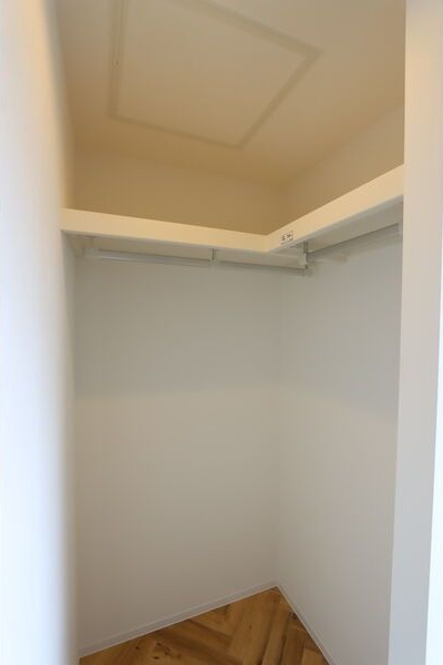 収納　衣類の収納に便利なクローゼットが付いています！