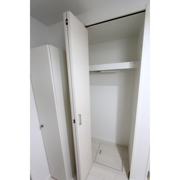 収納　※同じシリーズの室内写真