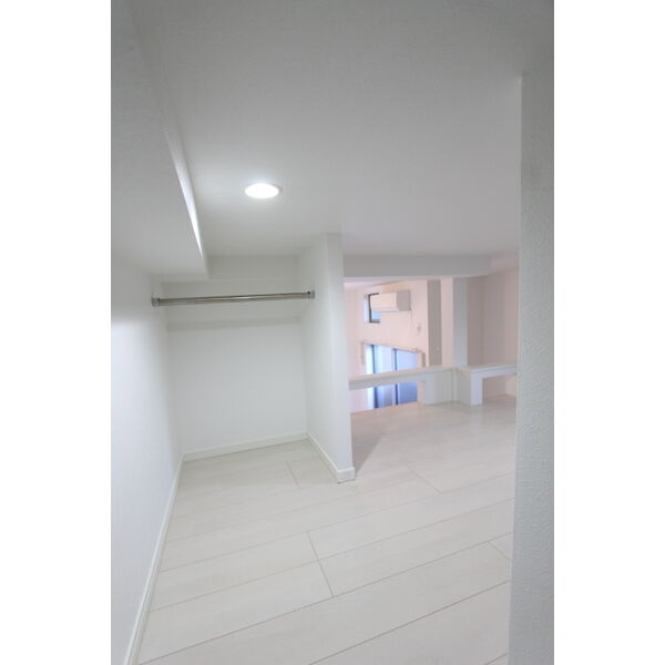 居室・リビング　※同じシリーズの室内写真