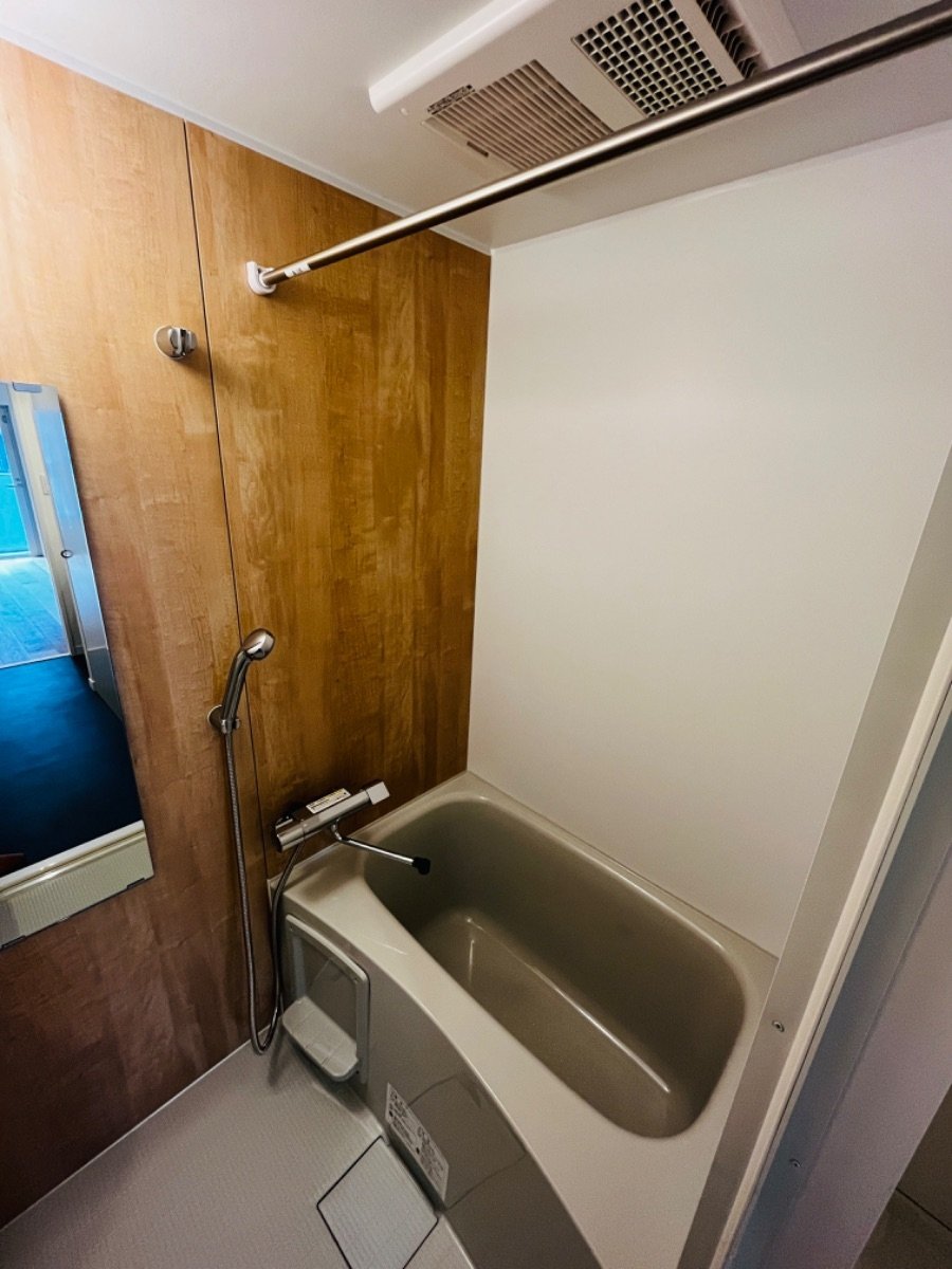 バス・シャワールーム　※別部屋の参考写真です。