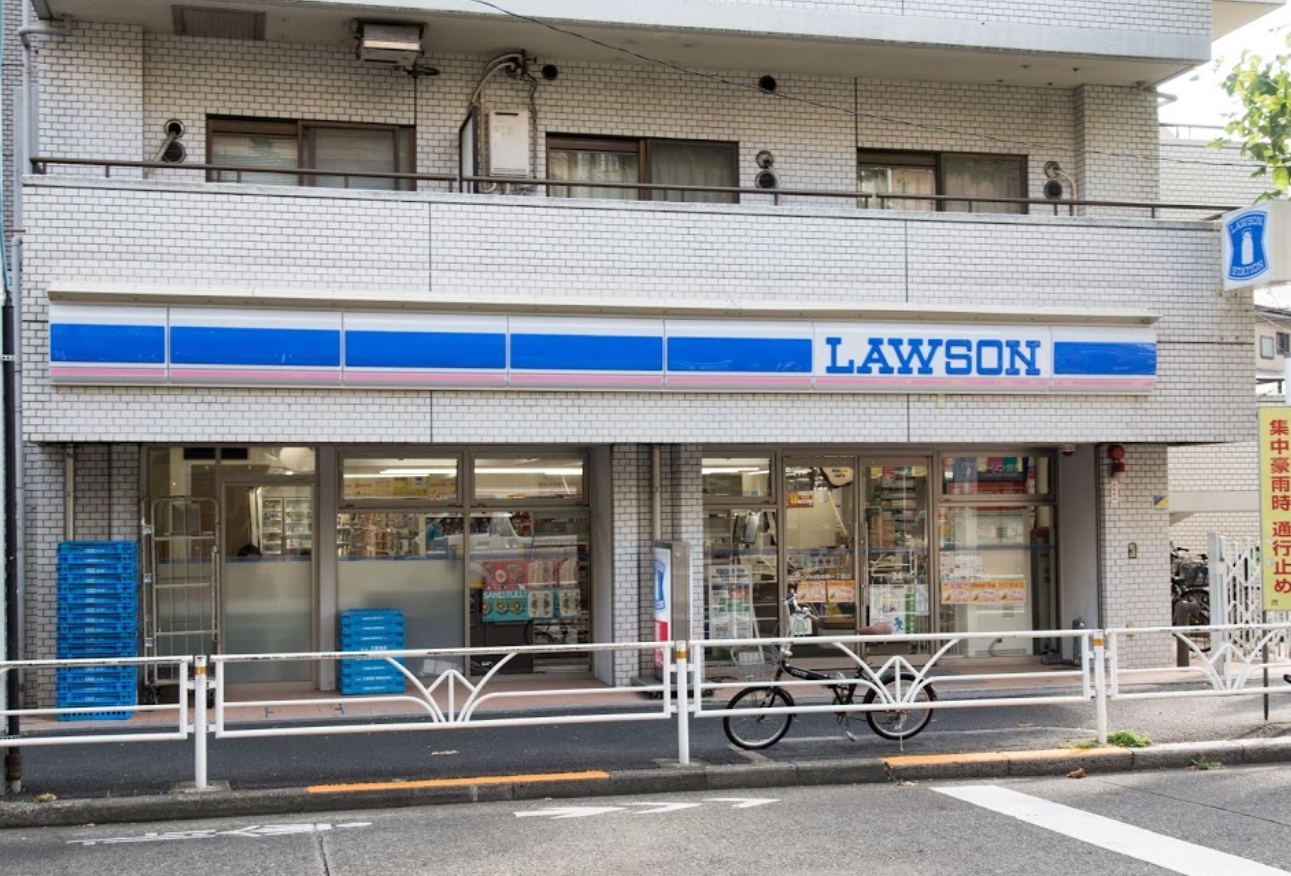 コンビニ　ローソン代々木一丁目店（コンビニ）まで102m