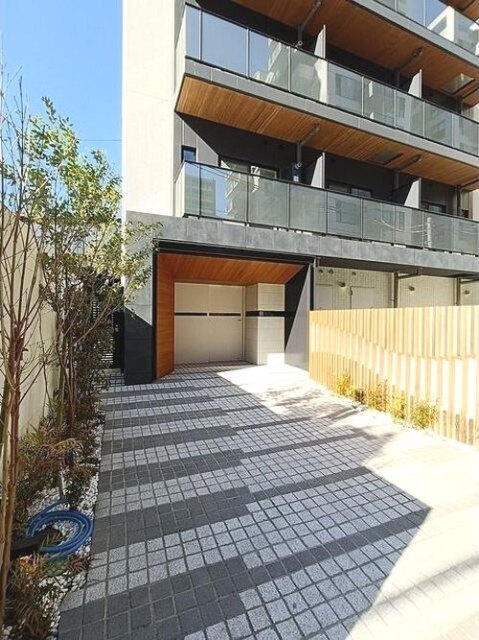 エントランス　２４時間換気システム完備