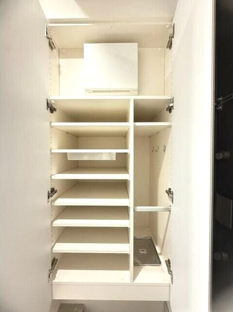 玄関　シューズボックス完備