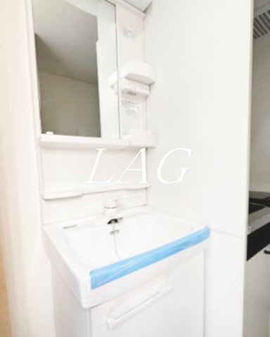 洗面設備　独立洗面台です。