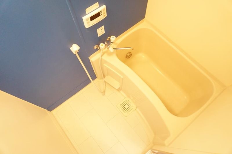 バス・シャワールーム　追い焚き機能付きバス