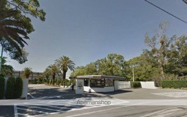 その他　日本製鉄株式会社（その他）まで302m