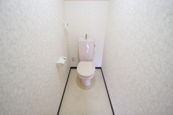 トイレ　※別部屋の写真です