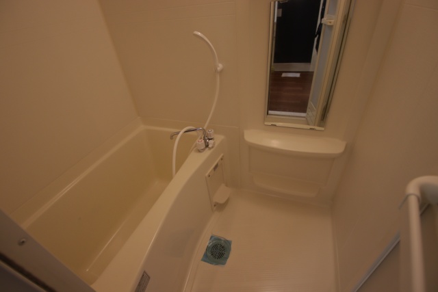 バス・シャワールーム　※別室の参考写真の為、現況優先です。