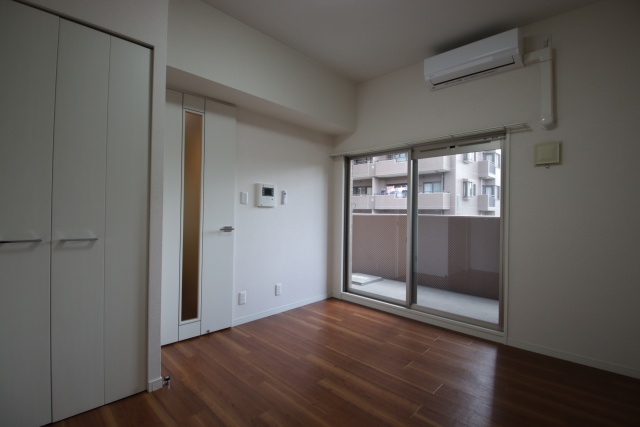 居室・リビング　※別室の参考写真の為、現況優先です。