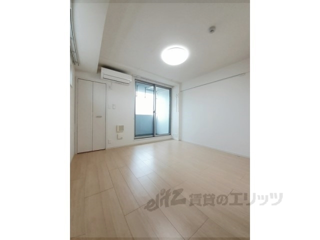 居室・リビング　洋室