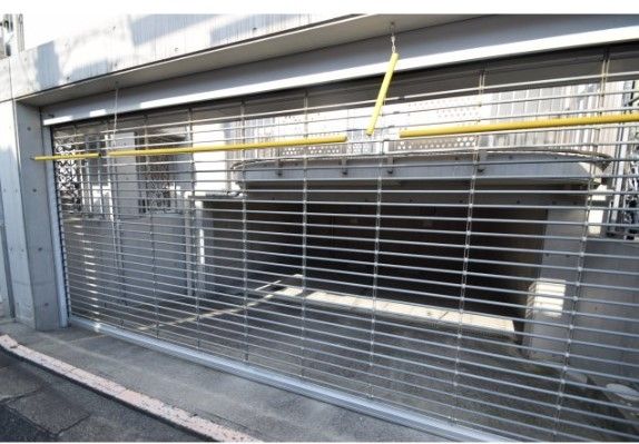 駐車場　バルコニー