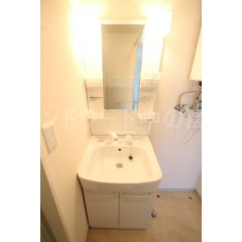 洗面設備　詳細は、ウィンドワード中の島店までご相談下さい。