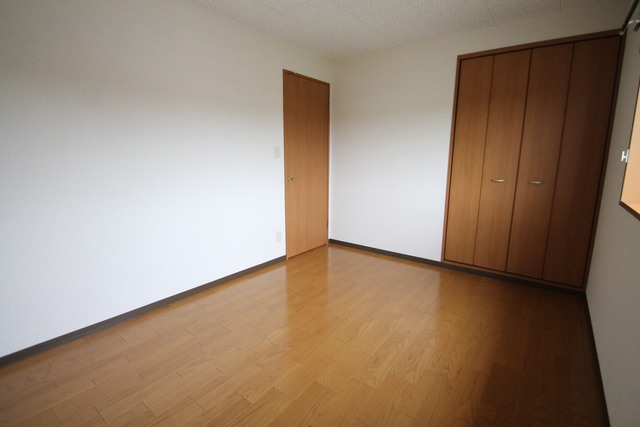 その他部屋・スペース　玄関側洋室！