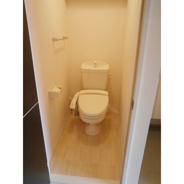 トイレ　温水洗浄便座あり