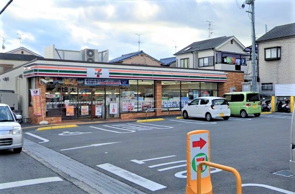 コンビニ　セブンイレブン 羽曳野高鷲店（コンビニ）まで414m
