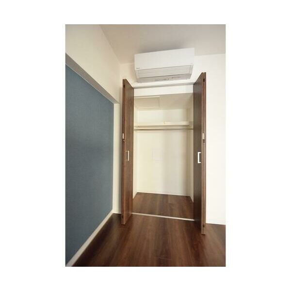 収納　アバンダント釣鐘　クローゼット