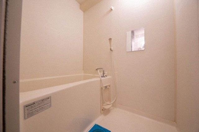 バス・シャワールーム　バス・シャワールーム